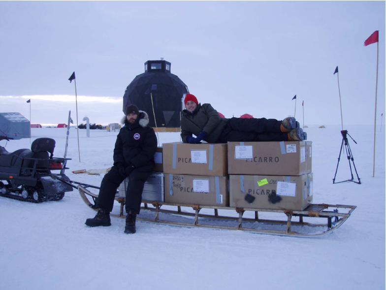 图5 Picarro进驻北格陵兰岛Eemian冰芯钻探营地(NEEM)